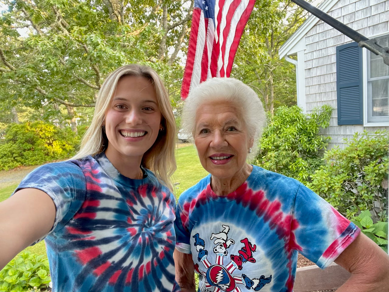 Patriotic Bears tie dyed t-shirt - eDeadShop