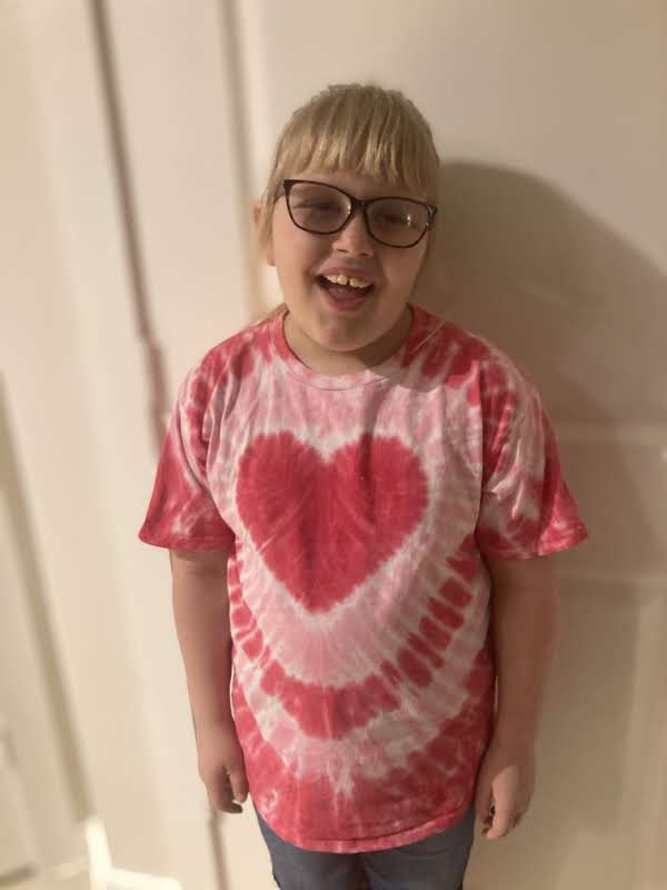 Pink Heart Youth tie dye t-shirt