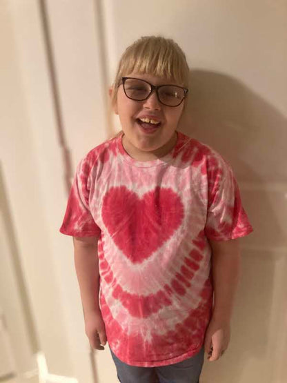 Pink Heart Youth tie dye t-shirt